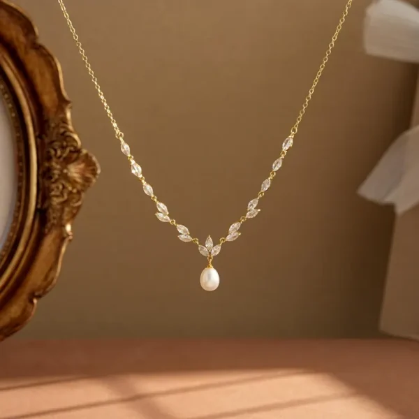 Pearl Grace Crystal Pendant Necklace